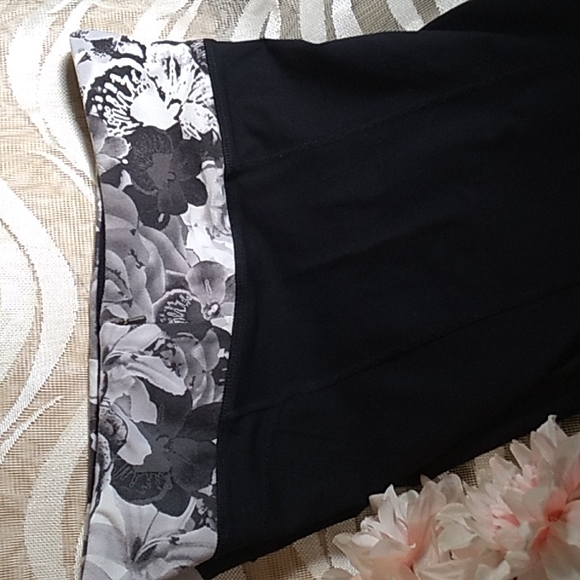 Tuff Athletics Capris-Size Womans Medium - Picture 3 of 6